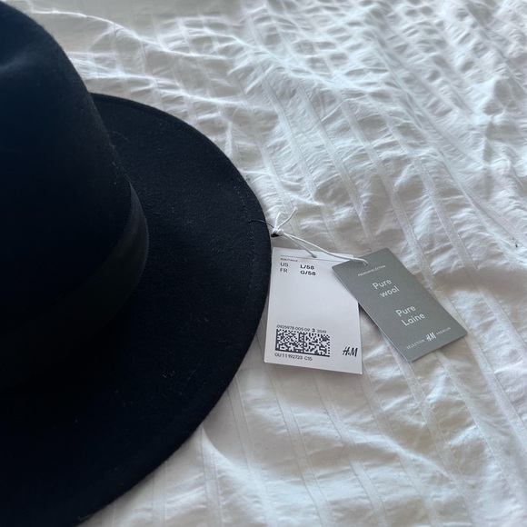H&M Premium Selection 100% wool woman’s hat L/58 - Picture 3 of 3